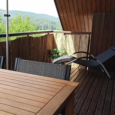 Mit Spielplatz, Kaninchen Und Whirlpool شقة