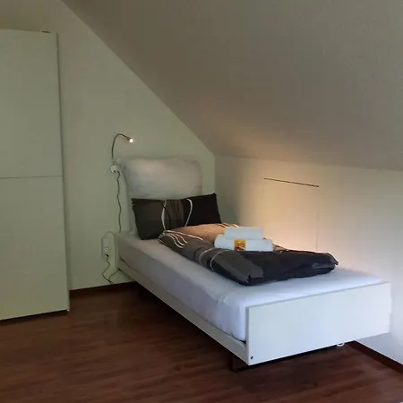 Mit Spielplatz, Kaninchen Und Whirlpool